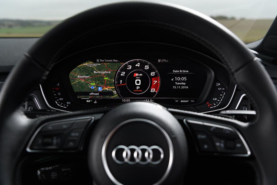 Панель приборов Audi S5 Coupe 2016 года  (UK) (фото 22 из 41)
